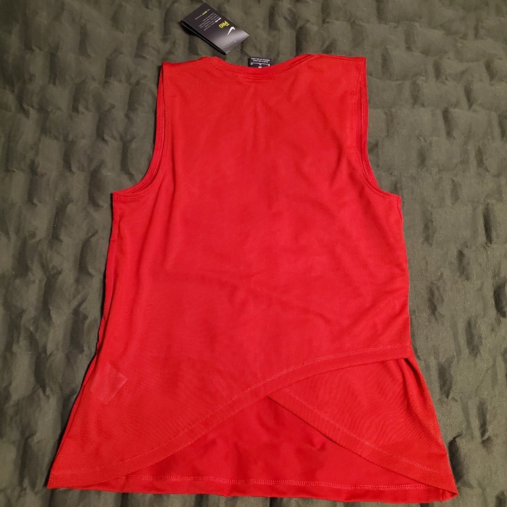 Nike Tank - Picture 2 of 3